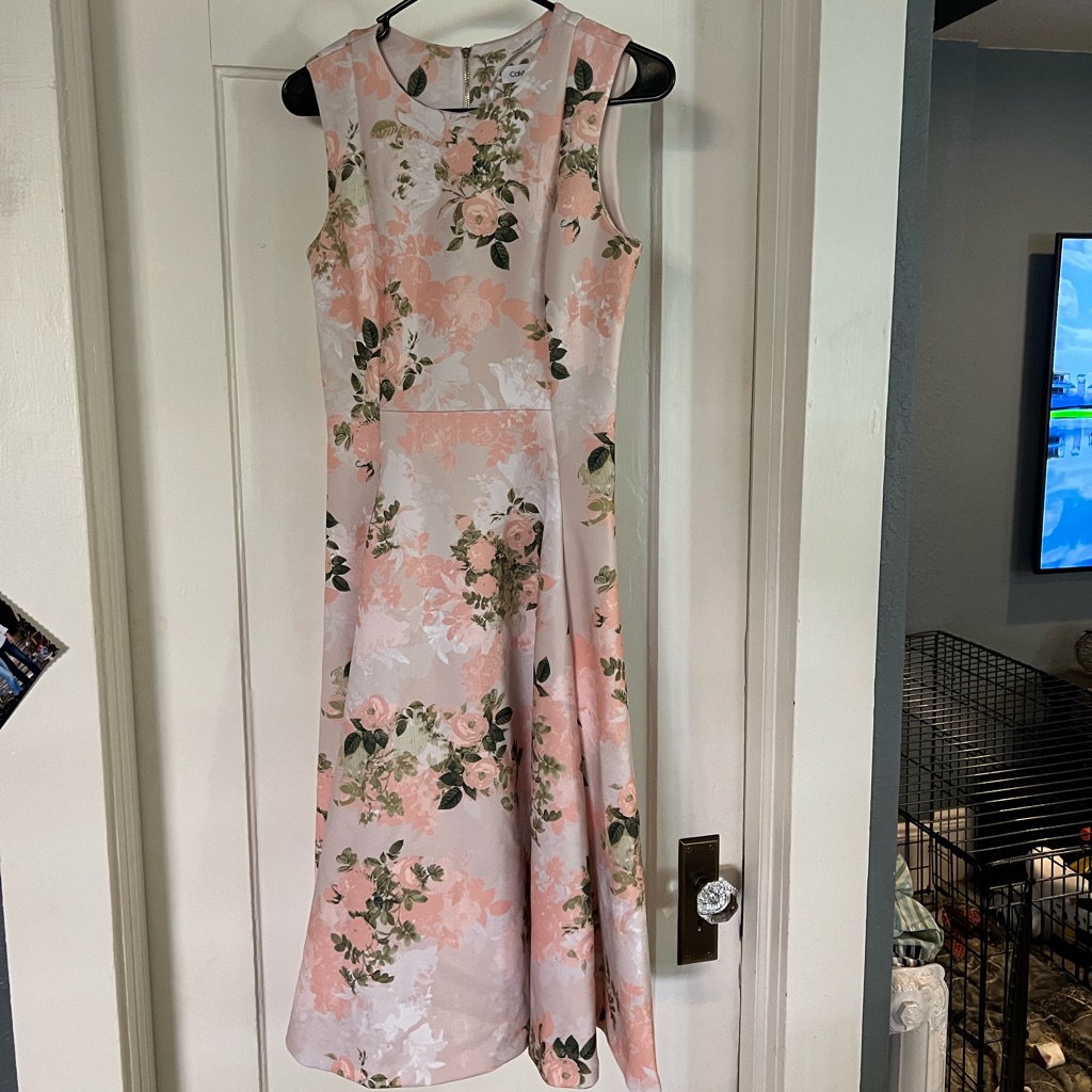 Gorgeous Pink Floral Dress!